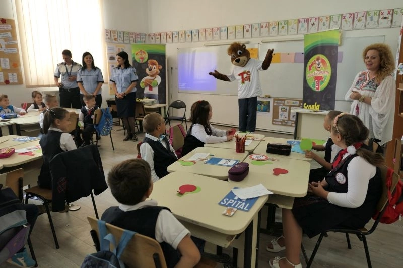 programul-scoala-sigurantei-tedy-continua-la-brasov