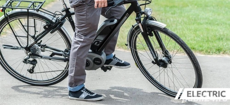 proiect-pentru-brasoveni-biciclete-electrice-de-inchiriat-in-piata-sfatului-