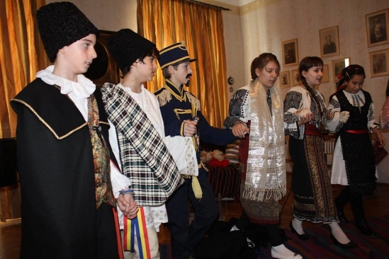 proiecte-culturale-dedicate-unirii-principatelor-romane-premiate-la-brasov