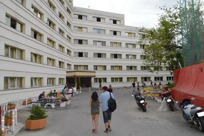 sapte-camine-studentesti-raman-deschise-in-vacanta-de-vara