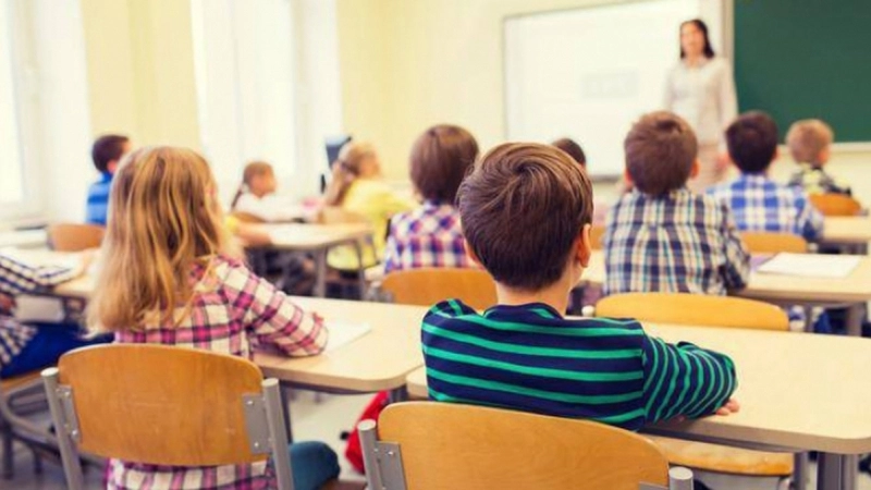 scolile-din-judetul-brasov-nu-se-inchid-din-cauza-vremii