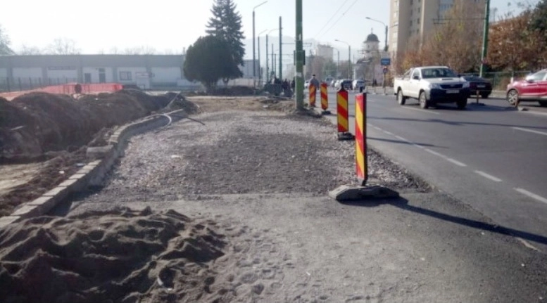 se-muta-temporar-statia-de-autobuz-liceul-tractorul