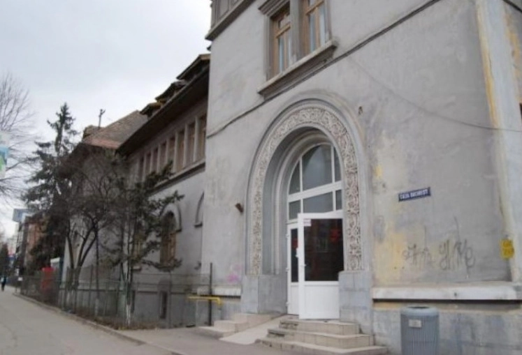 spitalul-judetean-va-primi-pavilioanele-astra-si-tractorul-pentru-inca-10-ani