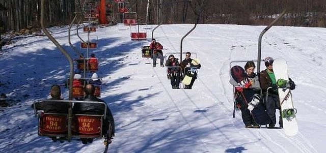 telescaunul-ruia-inlocuit-temporar-cu-teleschiul-ruia