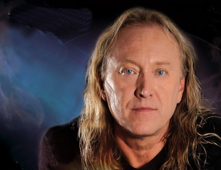 un-copac-cu-flori-stefan-hrusca-aduce-primavara-la-brasov