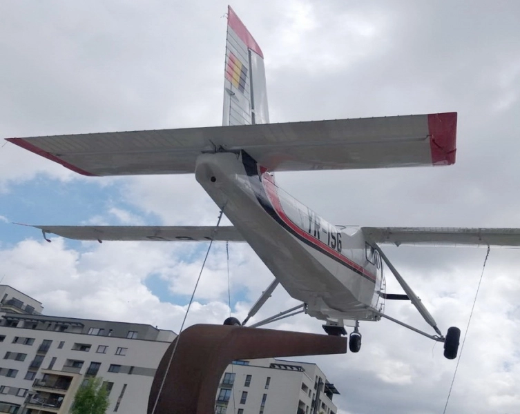 a-fost-inaugurata-aleea-aviatorilor-la-brasov