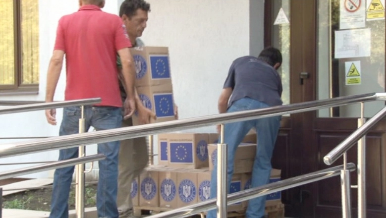 ajutoarele-alimentare-de-la-ue-au-ajuns-la-beneficiarii-din-brasov