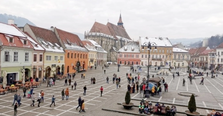 arhitecti-din-strainatate-chemati-sa-regandeasca-piata-sfatului