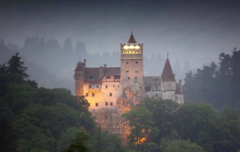 castelul-bran-nu-mai-primeste-vizitatori