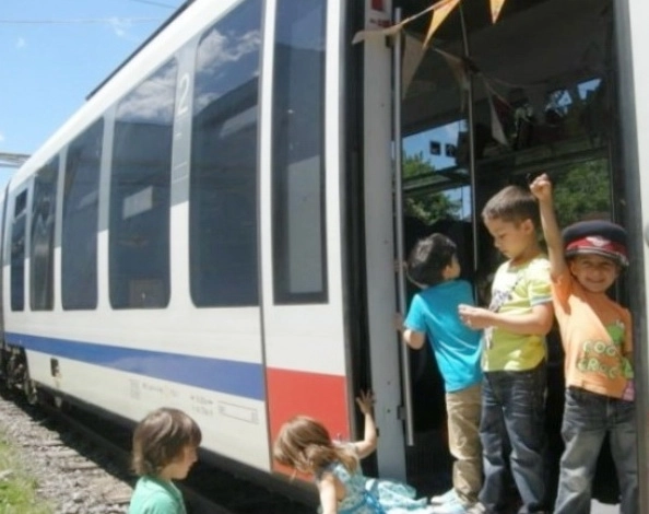 cfr-calatori-va-reintroduce-in-circulatie-trenurile-de-naveta