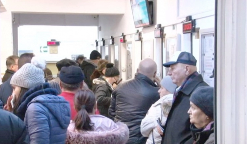 contribuabilul-brasovean-se-trezeste-la-ora-500-si-isi-plateste-in-prima-zi-impozitul