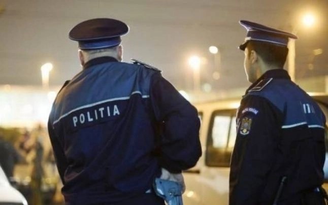 doi-politisti-au-fost-batuti-in-fundata