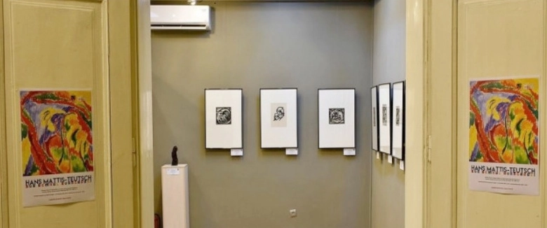 expozitia-unui-artist-brasovean-la-muzeul-municipiului-bucuresti