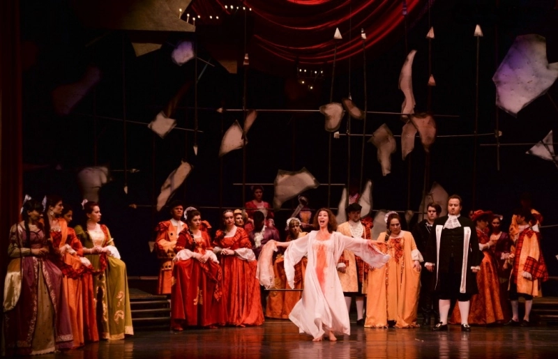 invitatie-la-opera-brasov-sambata-e-pusa-in-scena-melodrama-lirica-lucia-di-lammermoor
