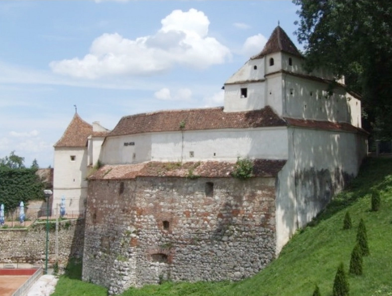 noile-sali-de-spectacole-ale-brasovului-in-aer-liber