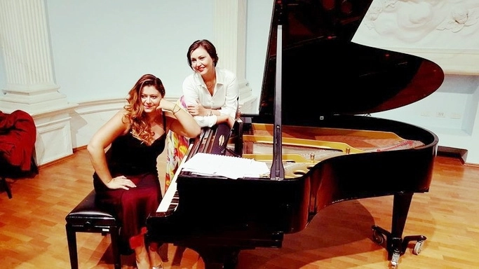 pianul-cu-poeme-recital-extraordinar-in-avans-de-ziua-culturii-nationale-la-filarmonica