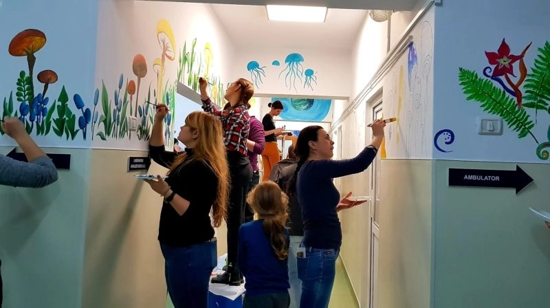 povesti-pictate-la-policlinica-spitalului-de-copii-brasov