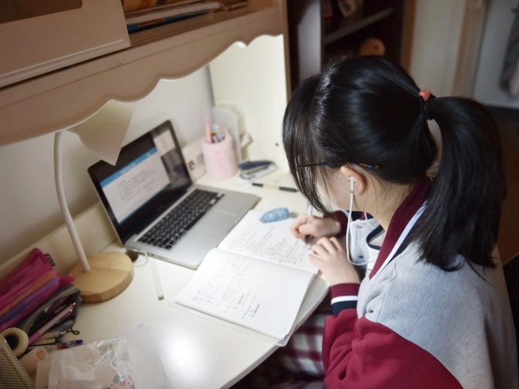 pregatirea-pentru-bac-cu-profesorii-de-universitatea-transilvania-trece-in-online