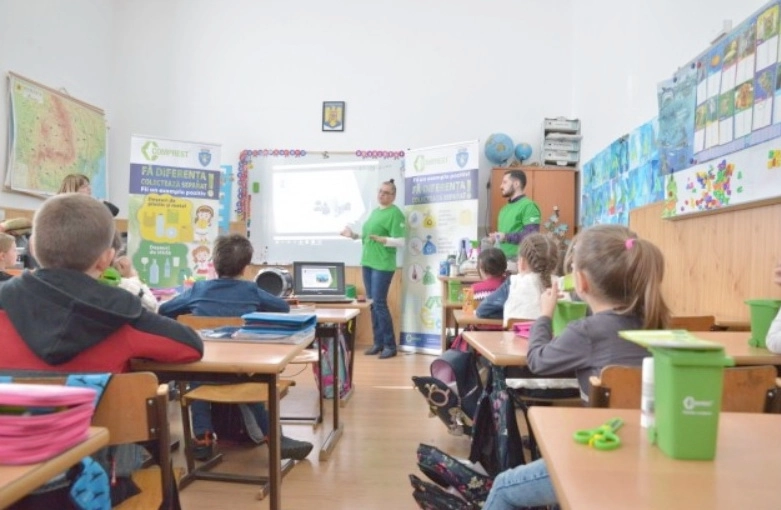 proiectul-de-la-mic-la-mare-reciclam-in-scolile-brasovene