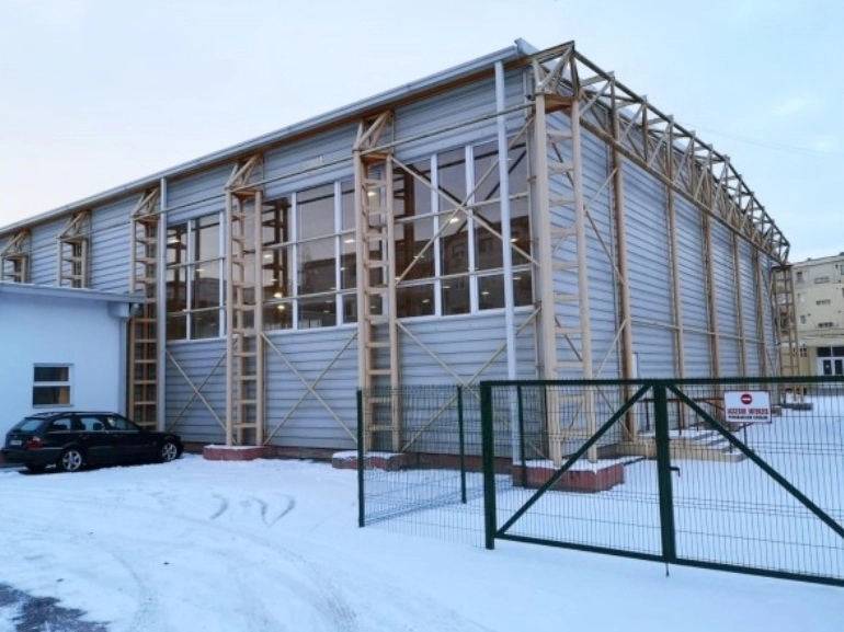sala-de-sport-a-colegiului-national-radu-negru-din-fagaras-modernizata-cu-bani-din-bugetul-local