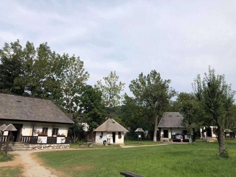 sectia-de-etnografie-a-muzeului-bran-risca-sa-fie-evacuata