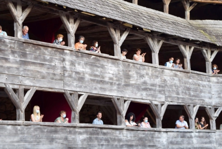 stagiunea-estivala-a-proiectului-bastionul-artistilor-a-intrat-in-luna-a-doua