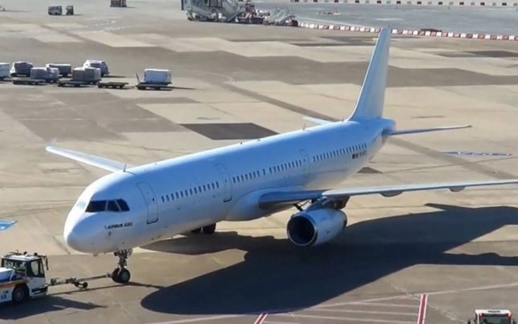 toate-zborurile-spre-si-din-italia-au-fost-anulate