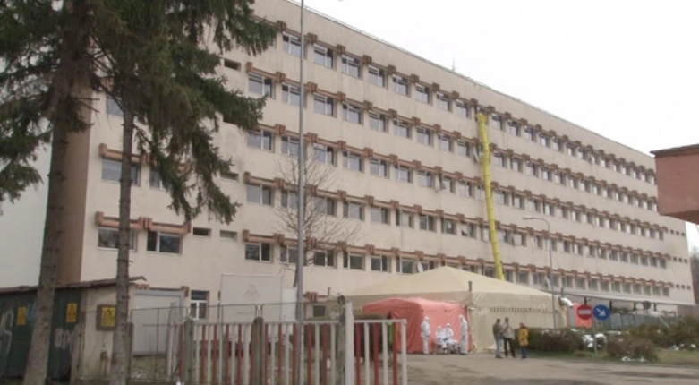 triajul-covid-intro-cabina-securizata-la-spitalul-judetean-brasov