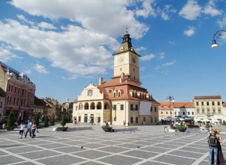 vizitele-la-muzeele-din-brasov