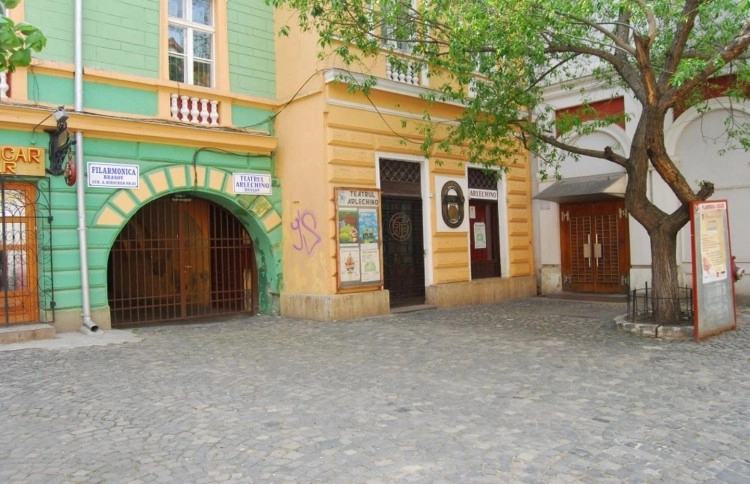 bucurie-pentru-cei-mici-din-acest-weekend-teatrul-arlechino-isi-deschide-portile-
