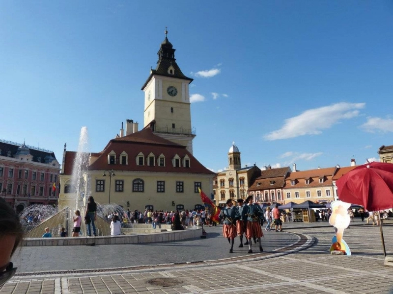 primaria-brasov-a-lansat-apelul-de-proiecte-pentru-ghidul-cultural