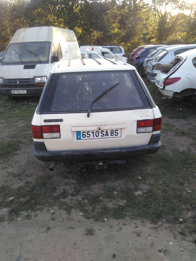 Carzat Auto Demolition