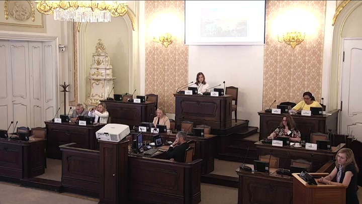 Screenshot — Rodiče vs. Dr. Pastorková