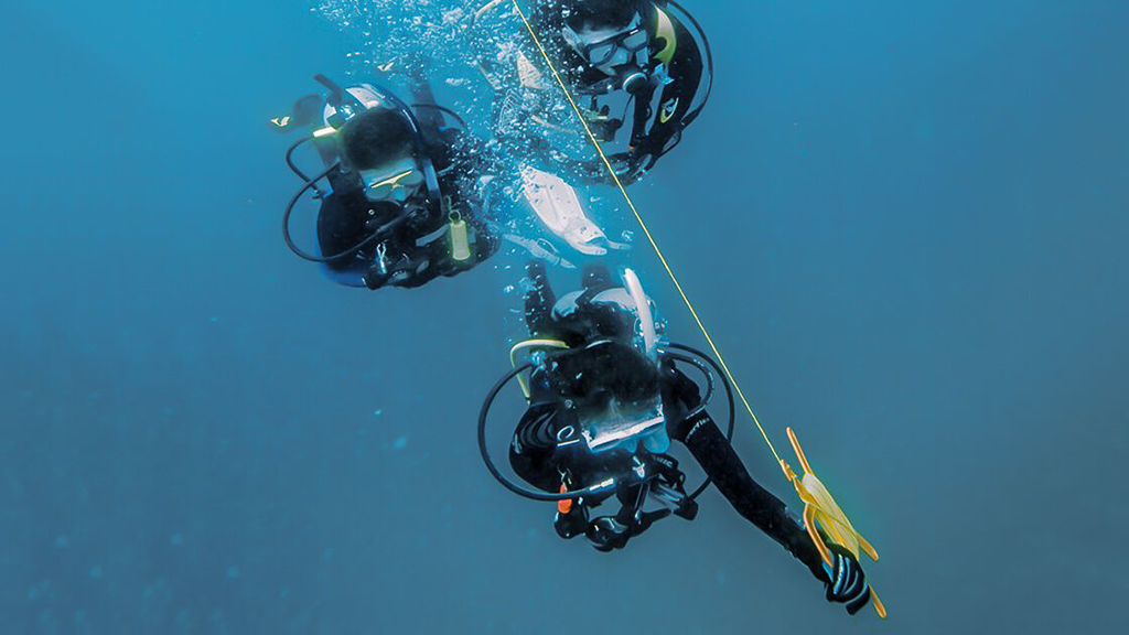 Погружение в условиях течения