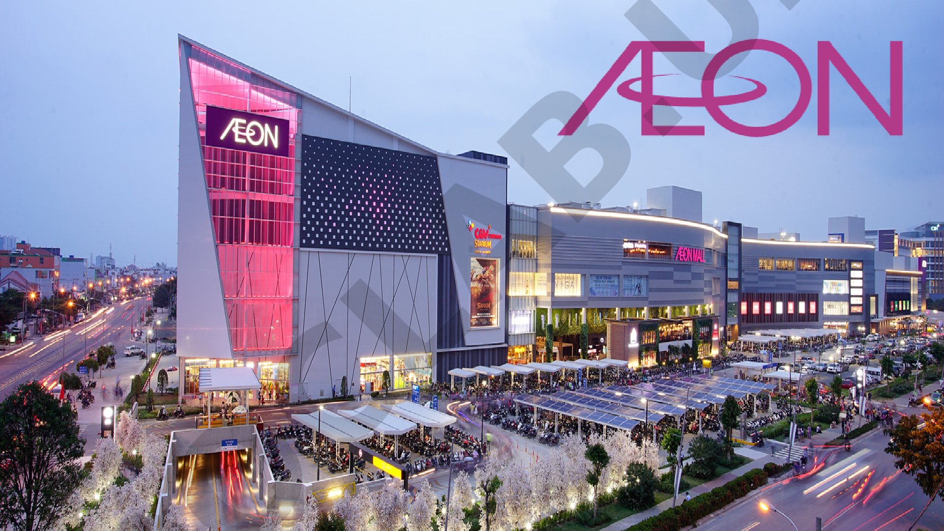 Aeon maqsadli haridorlari: uy bekalari, oilalar, yoshlar, keksalar