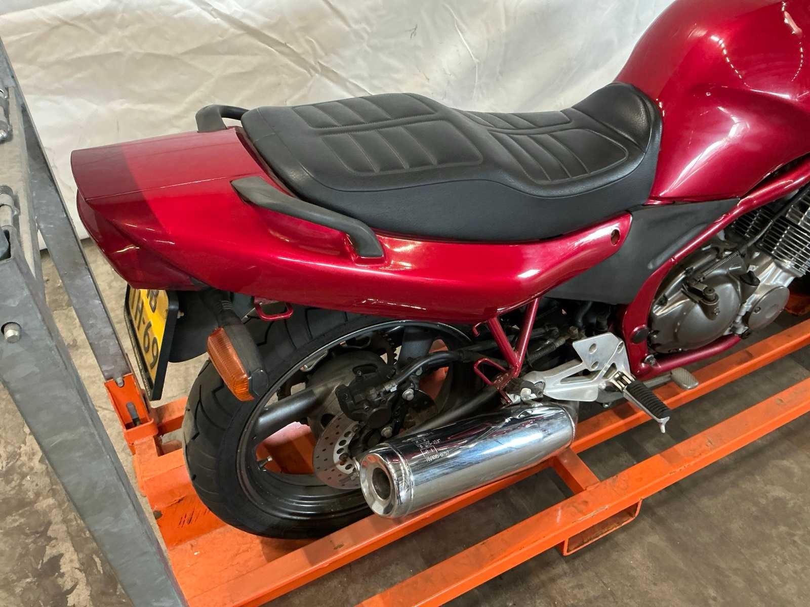 Yamaha Diversion XJ 600 S Tour motorfiets (2000, 45 kW, 599 cc)