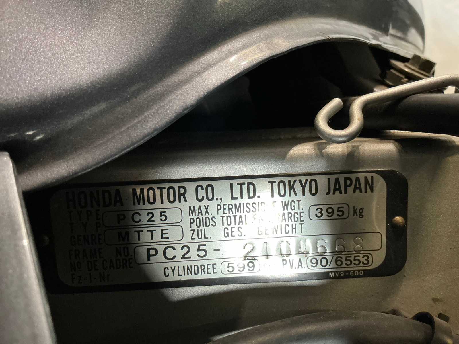 Honda CBR 600F Sport motorfiets (1992, 74 kW, 599 cc)