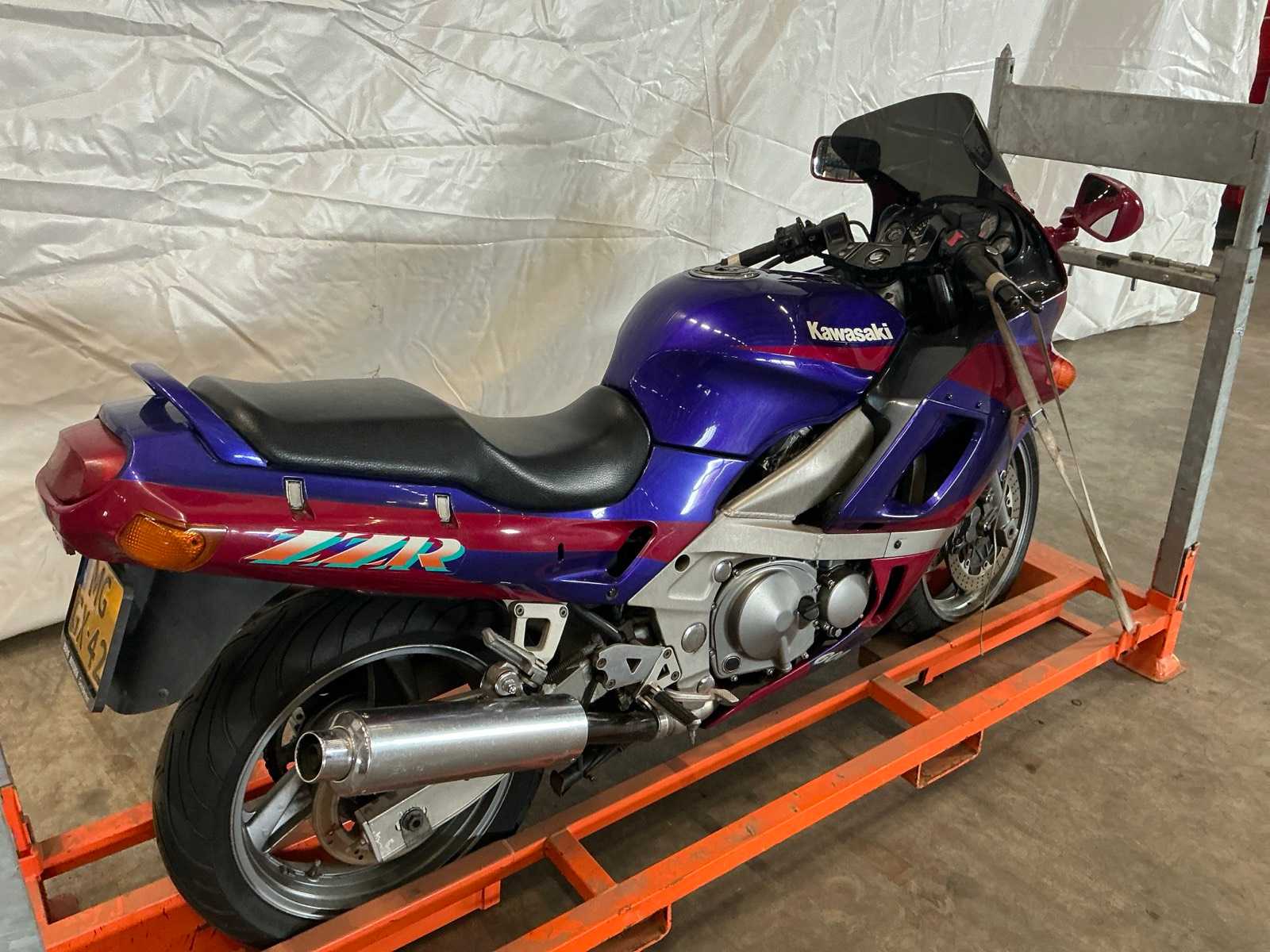 Kawasaki ZZR ZX600E Sport 72 kW motorfiets (1993)
