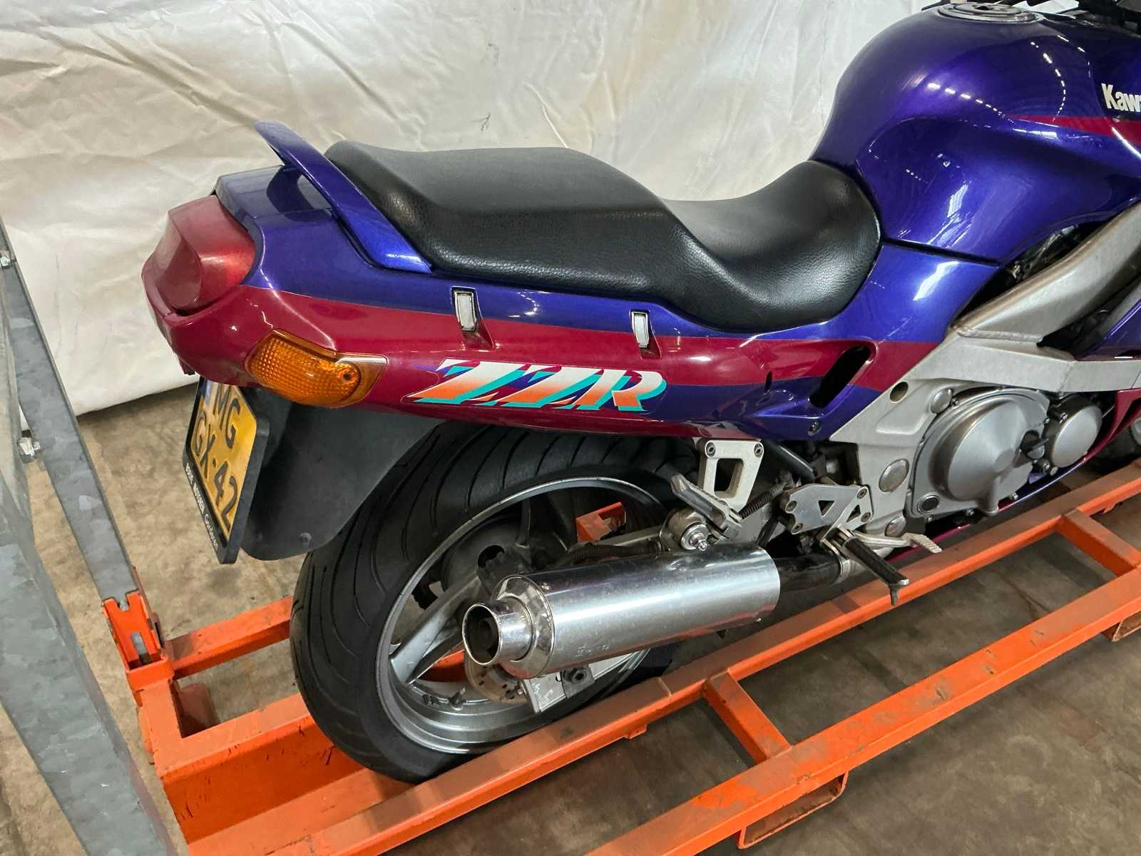 Kawasaki ZZR ZX600E Sport 72 kW motorfiets (1993)