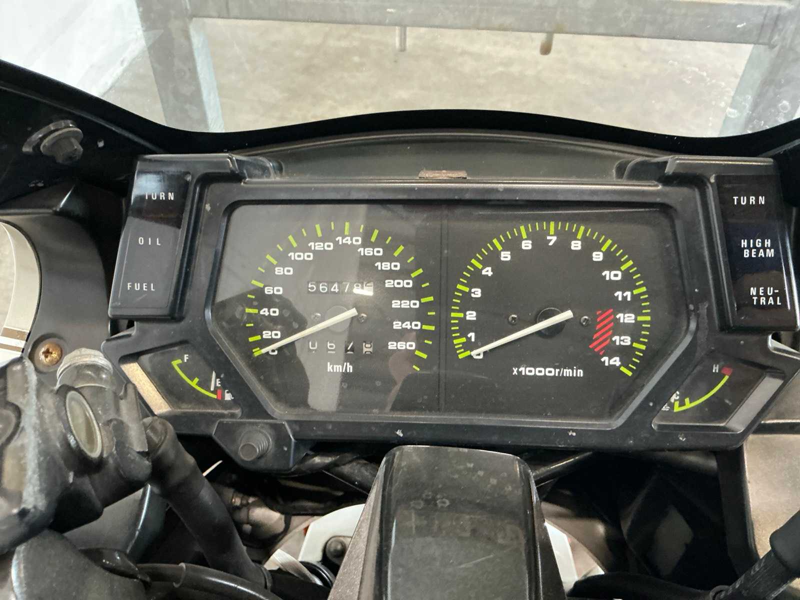 Kawasaki GPX 750 R Sport motorfiets (1989, 78 kW)