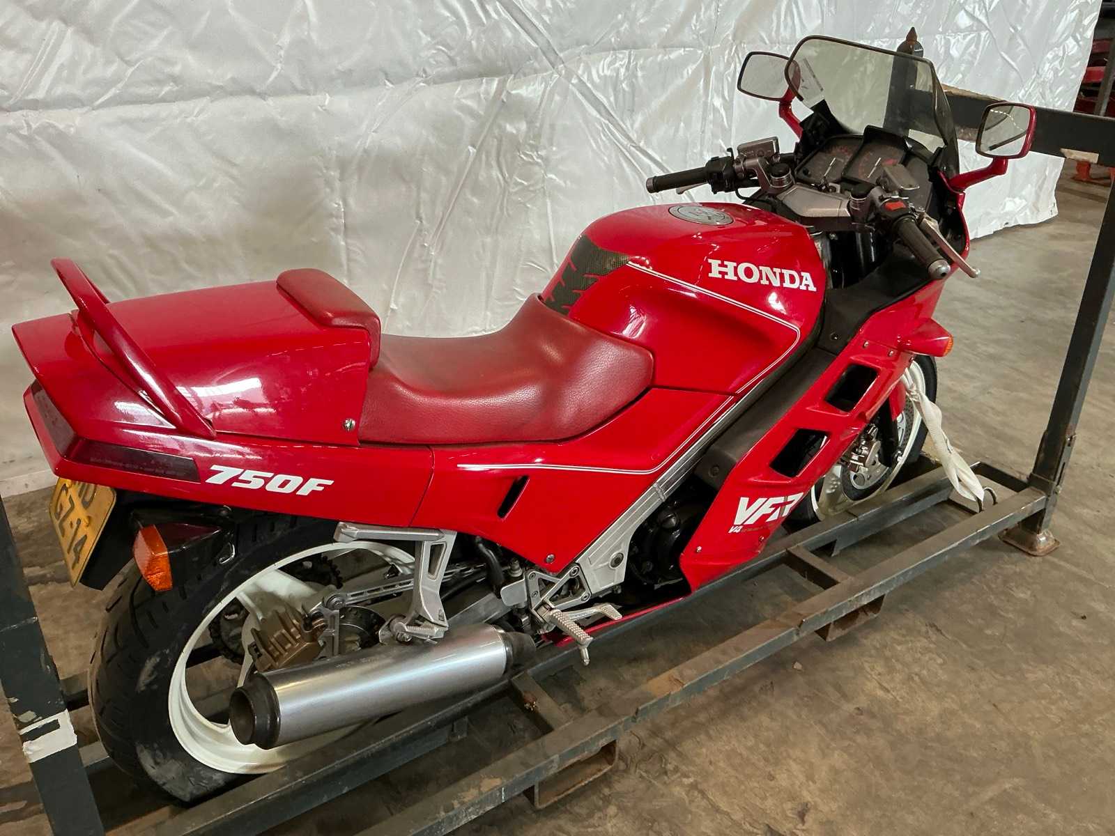 Honda VFR 750F motorfiets uit 1990, 25 kW, 742 cc
