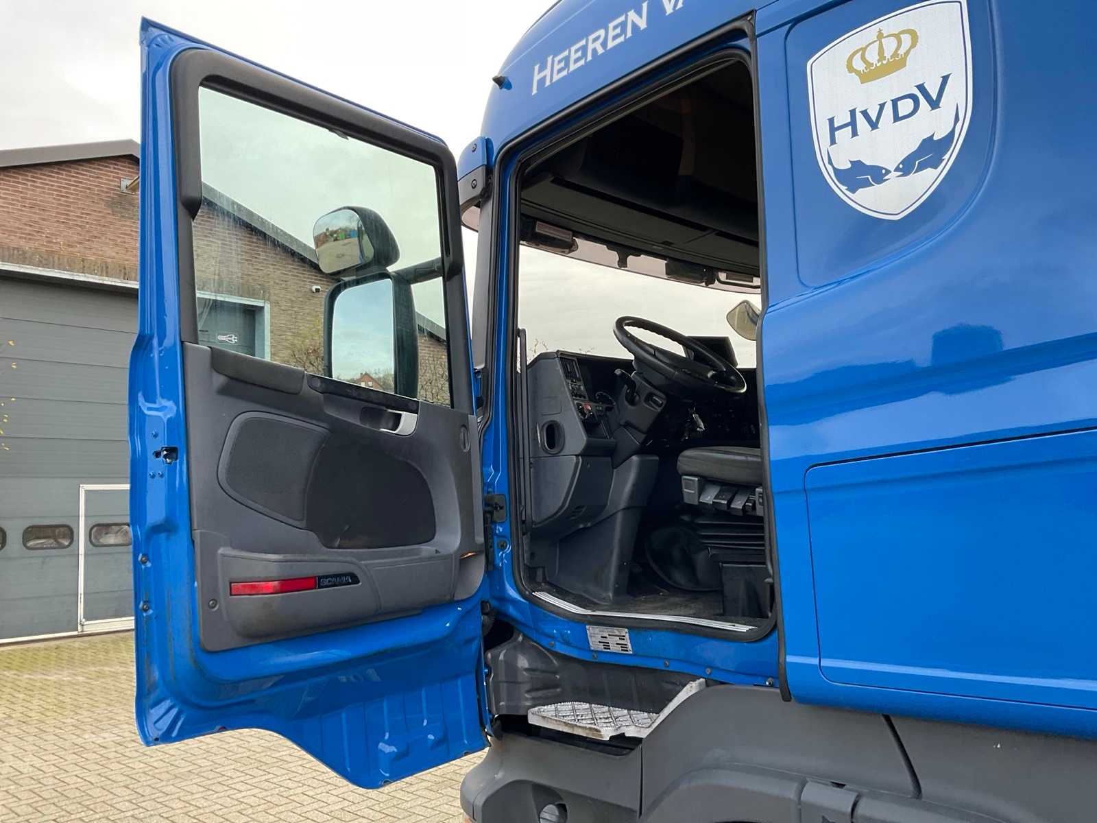 Ruysschaert SR16TP verkoopoplegger (1997) met Scania R400 trekker (2012), complete visverkoopcombinatie