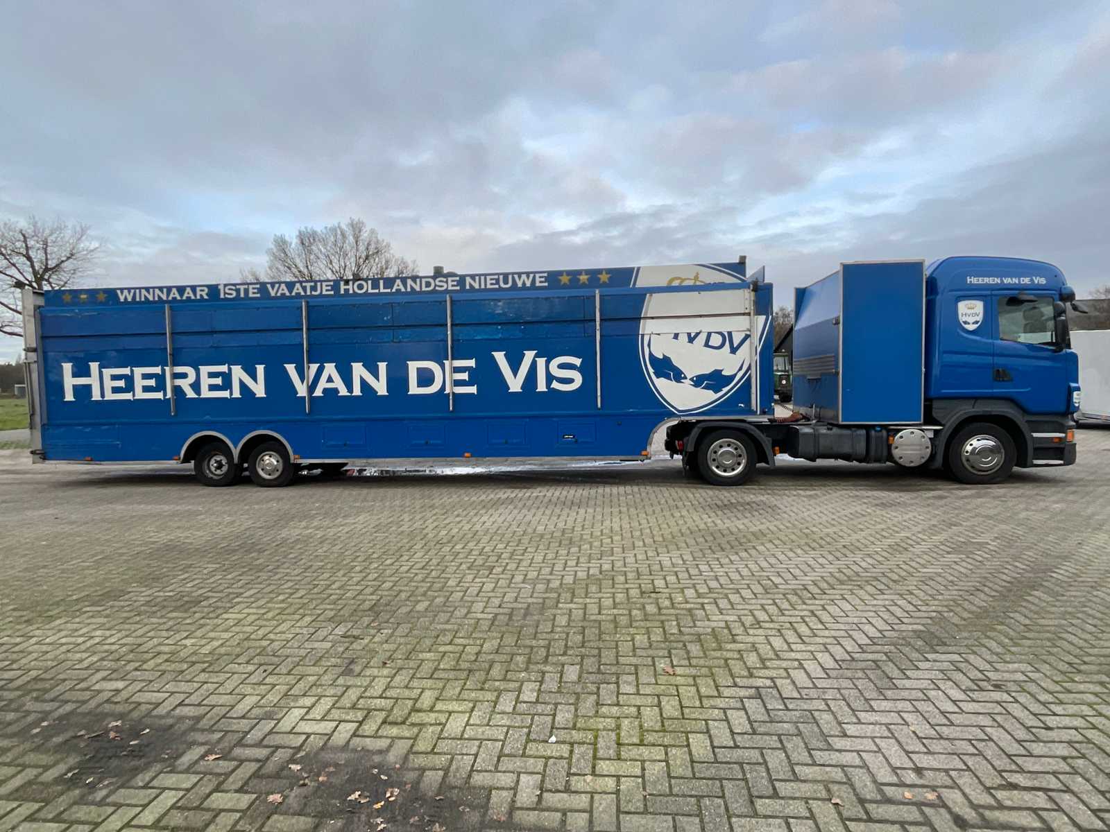 Ruysschaert SR16TP verkoopoplegger (1997) met Scania R400 trekker (2012), complete visverkoopcombinatie