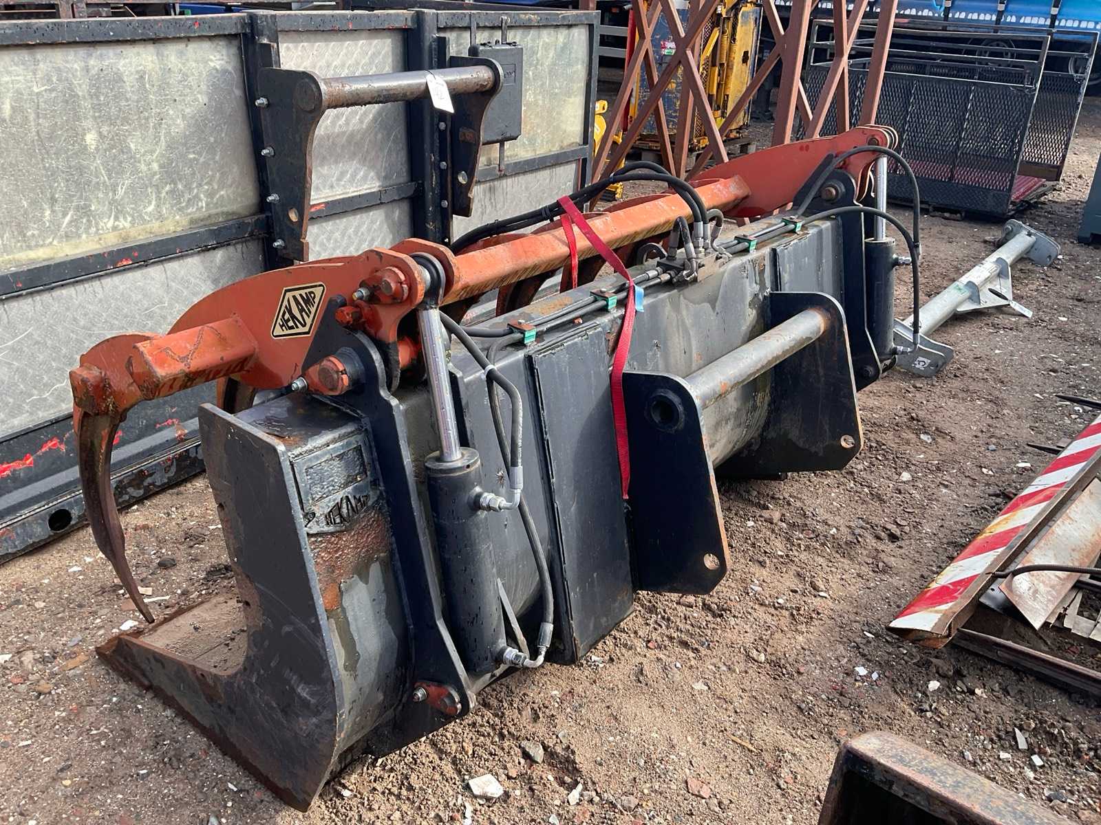 Hekamp pelikaanbak, breedte 2450 mm