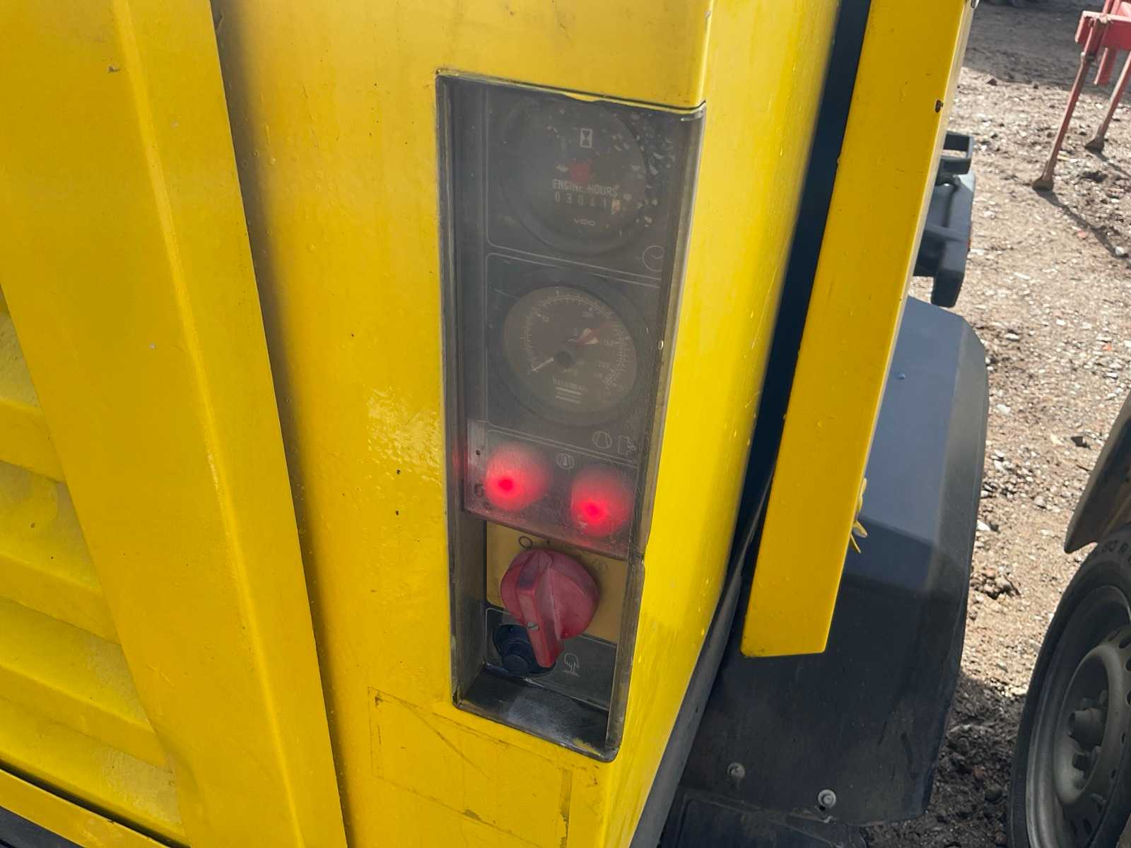 Mobiele luchtcompressor 11 bar inclusief slangen