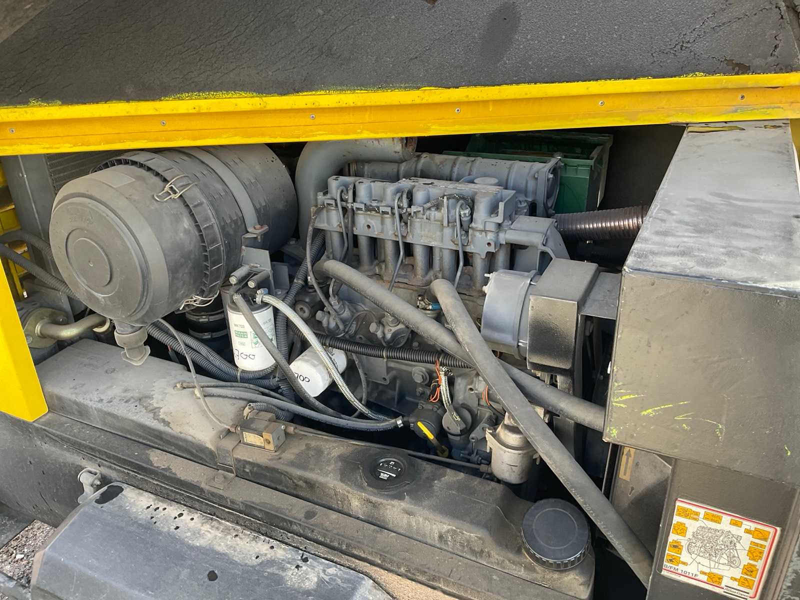 Mobiele luchtcompressor 11 bar inclusief slangen