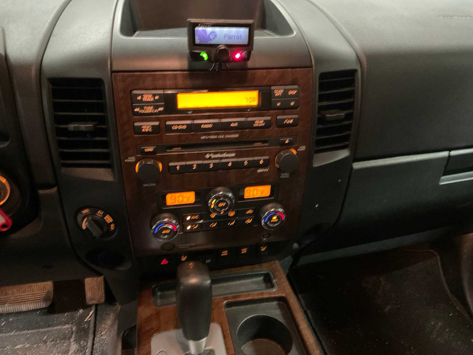 Nissan Titan V8 4x4 LPG | Automaat | 2010 | 5-persoons Pick-up