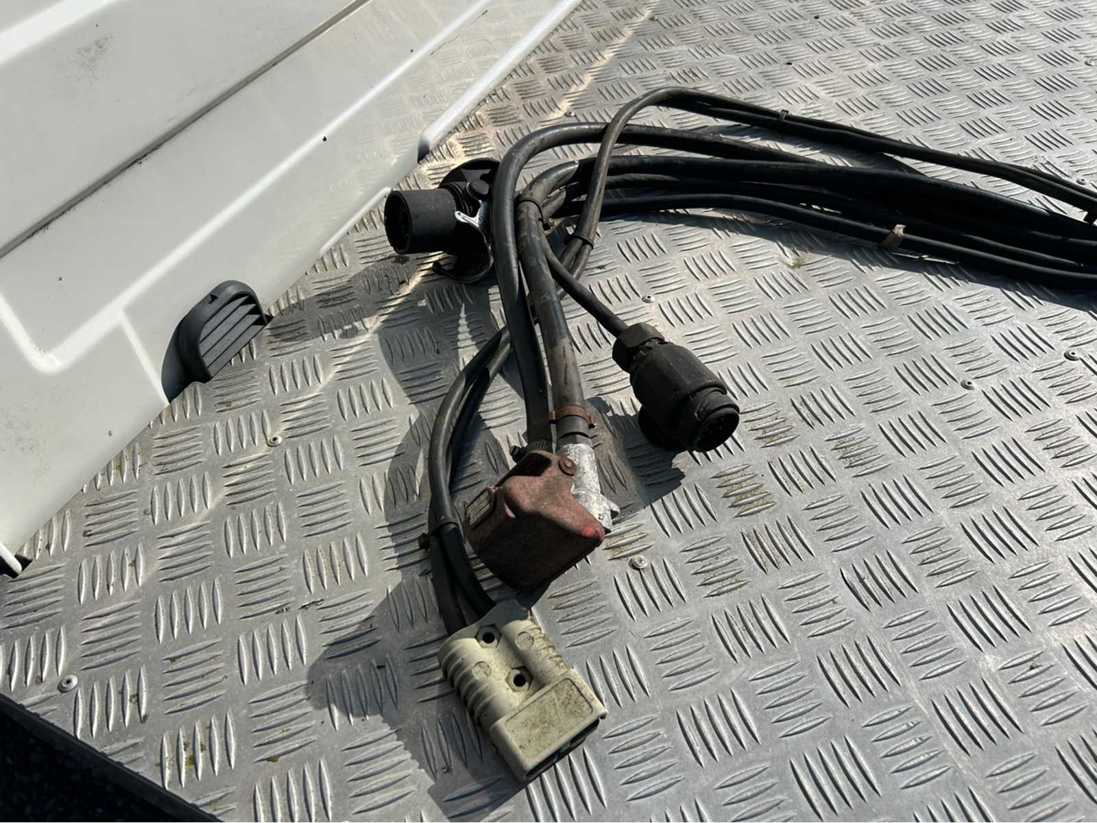 Volkswagen LT TDI 35 (2002) opleggertrekker bedrijfswagen