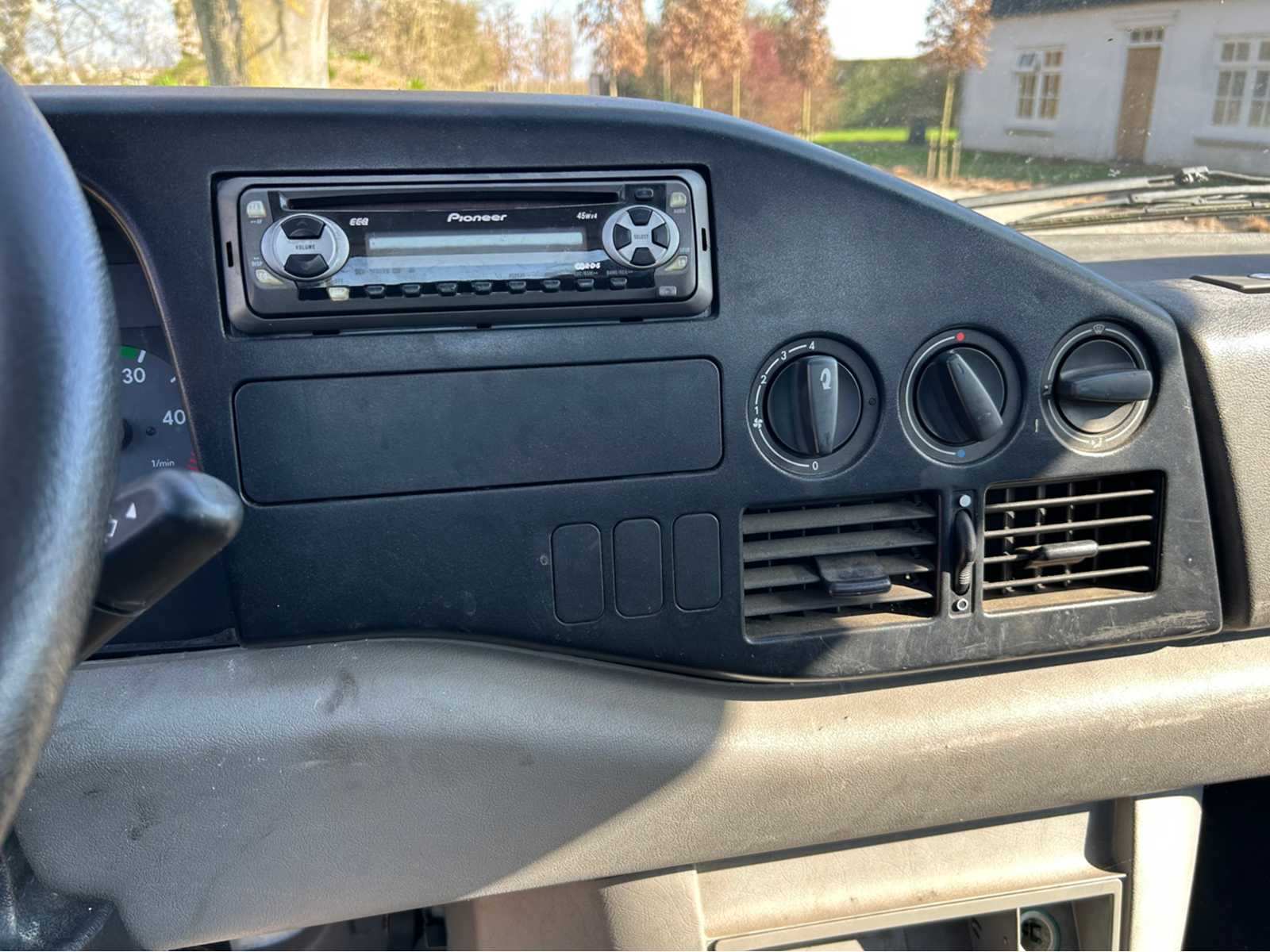 Volkswagen LT TDI 35 (2002) opleggertrekker bedrijfswagen
