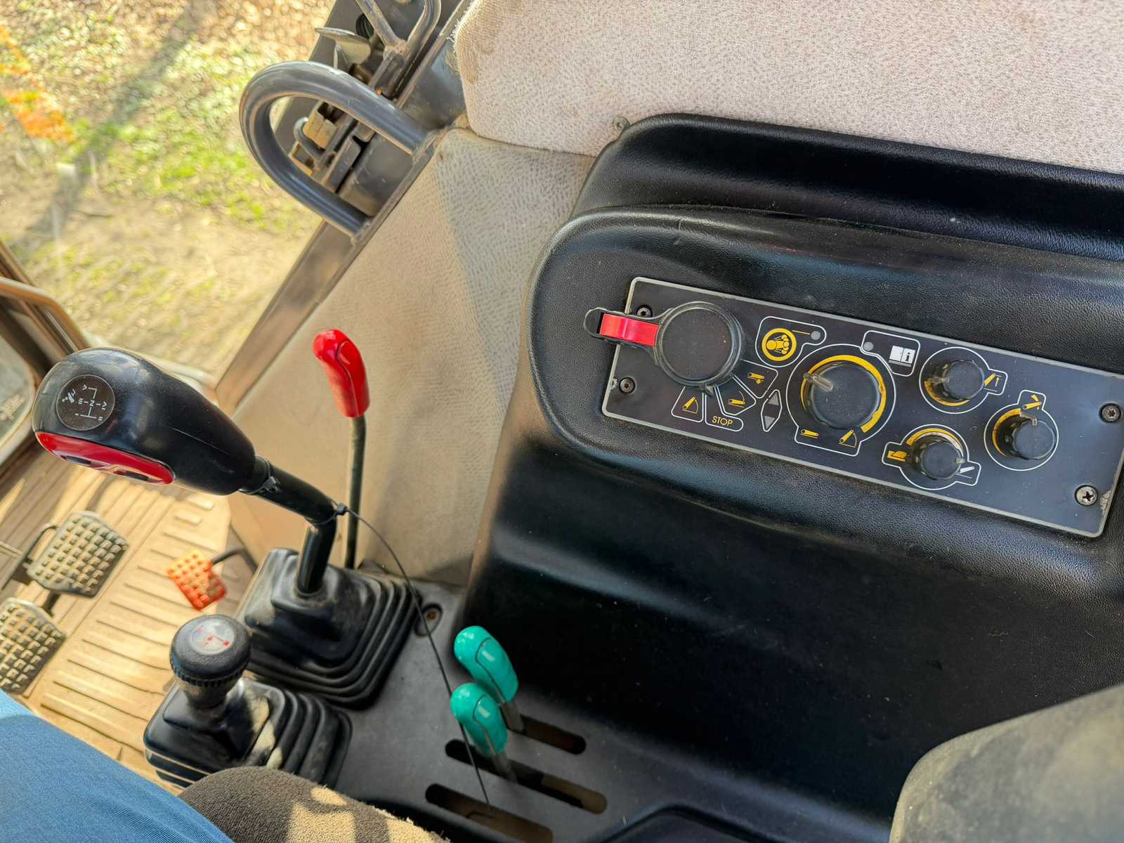 Renault Ceres 340X 4WD landbouwtractor 85 pk (1992)